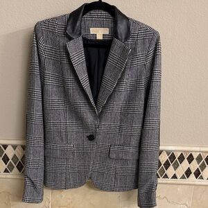 Michael Kors Houndstooth Blazer with Black Elbow and neck Patches